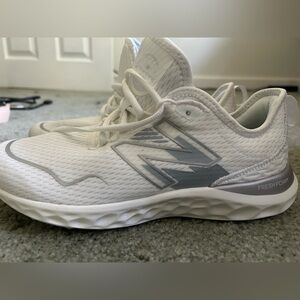 New Balance Women’s Fresh Foam Running Sneakera